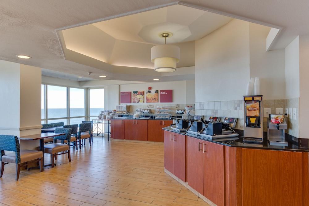 Comfort Suites Beachfront Virginia Beach Bagian luar foto