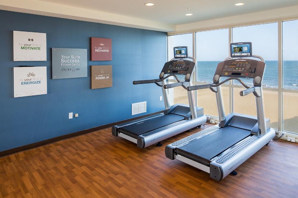 Comfort Suites Beachfront Virginia Beach Bagian luar foto