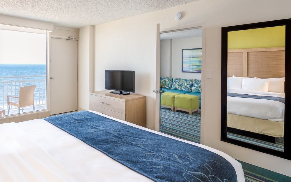 Comfort Suites Beachfront Virginia Beach Bagian luar foto